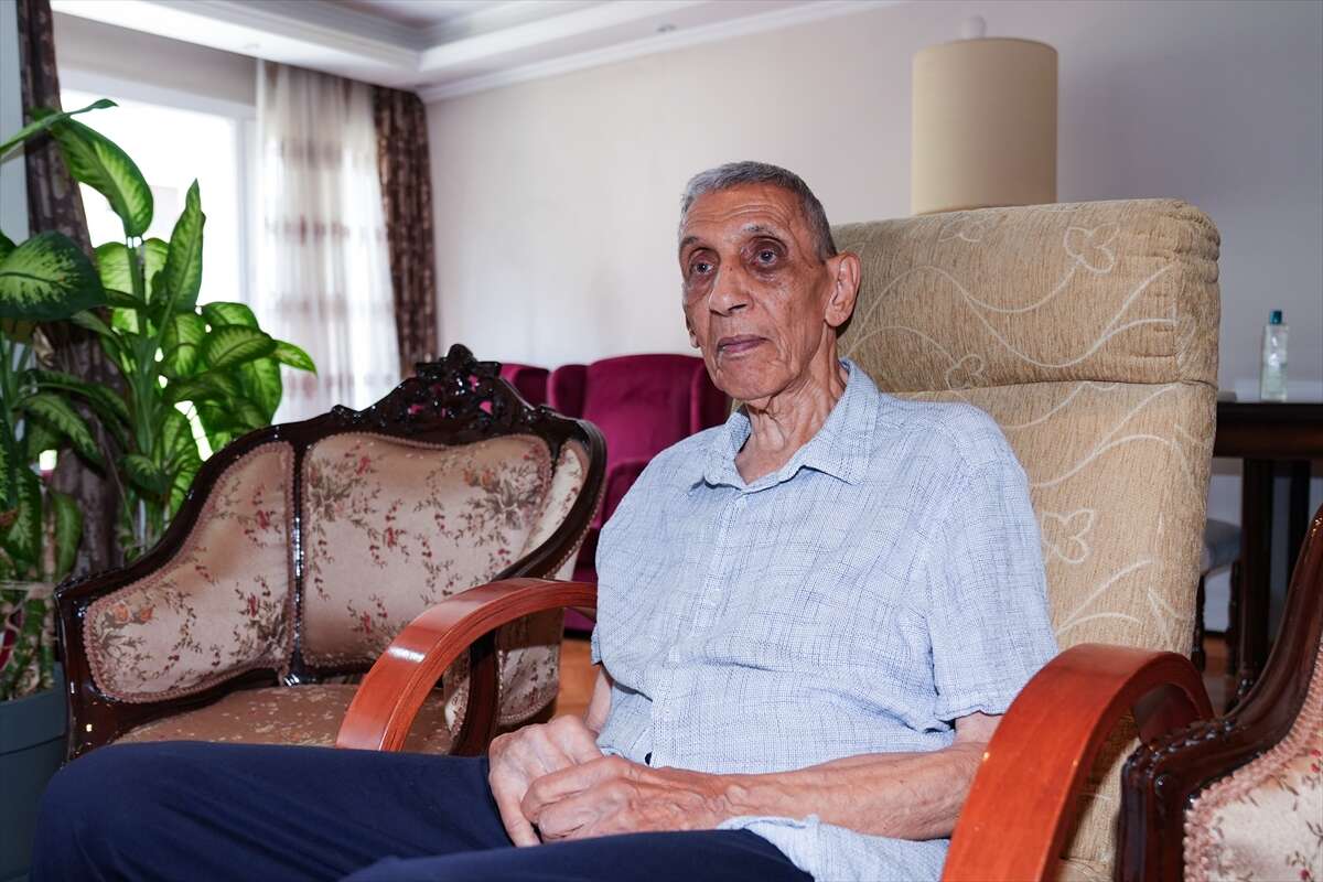 Konya'da görev yaptı, dünya tarihine geçti! Ünlü pilot şimdi tek şey istiyor 11